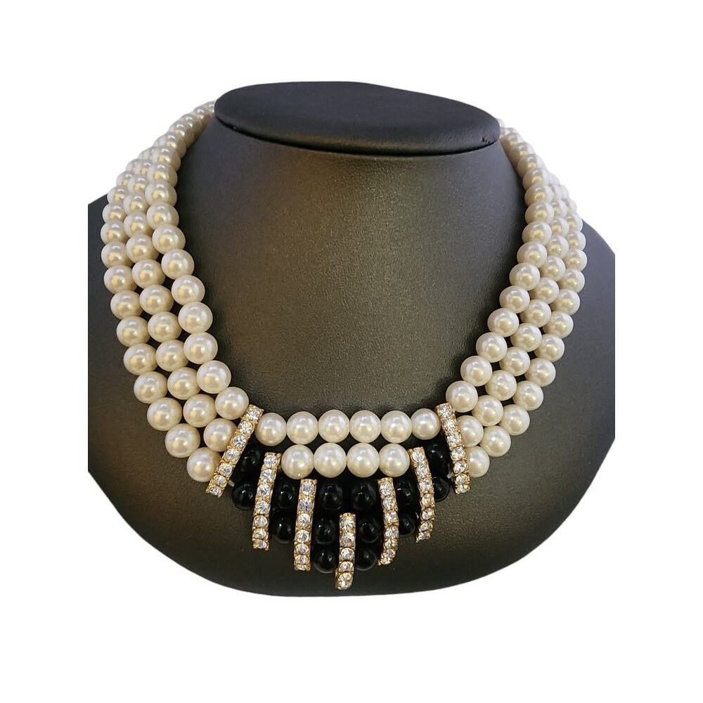 80s Vintage Triple-Strand Acrylic Pearl Necklace (A5785)